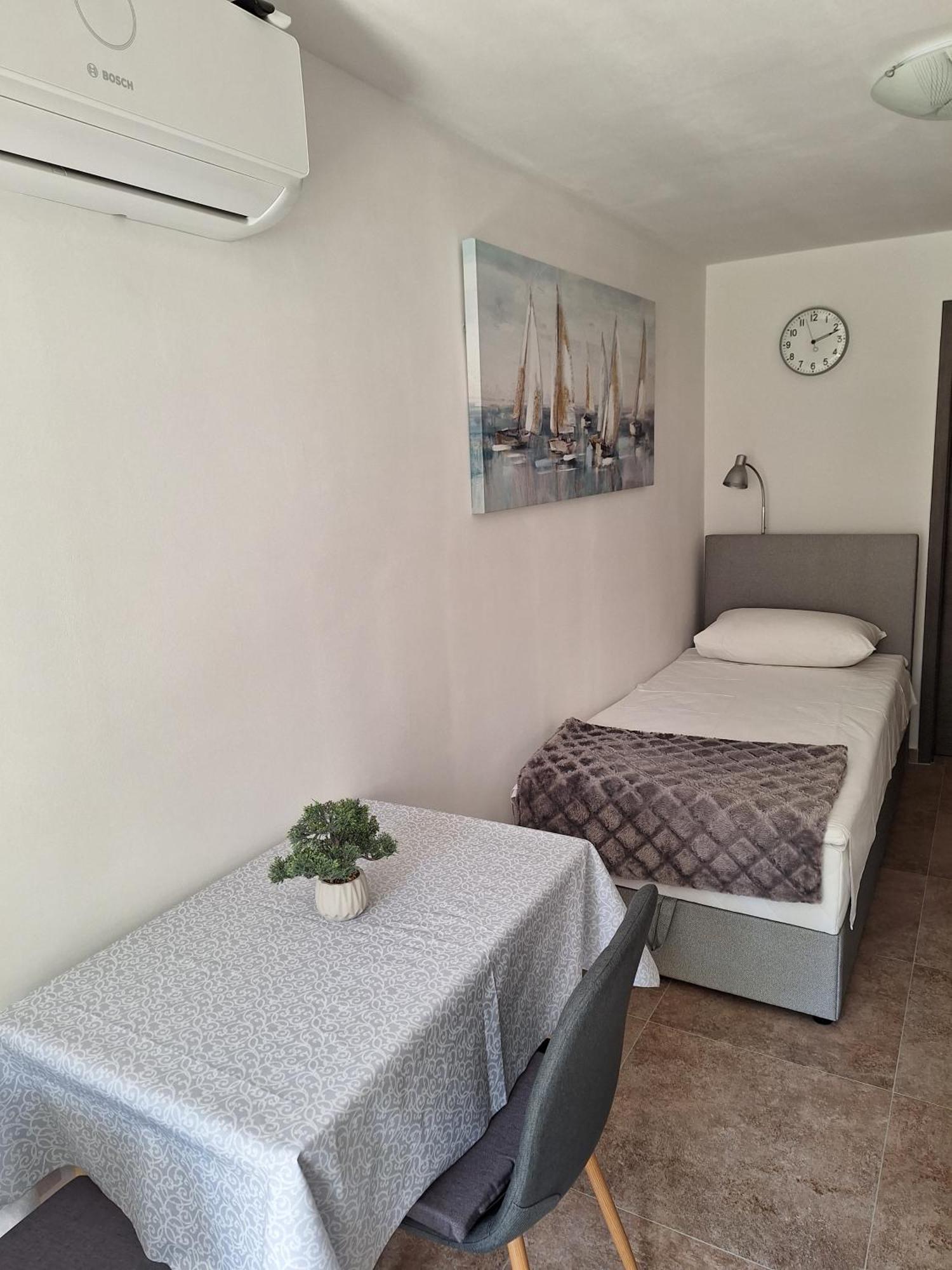Apartment Iva *